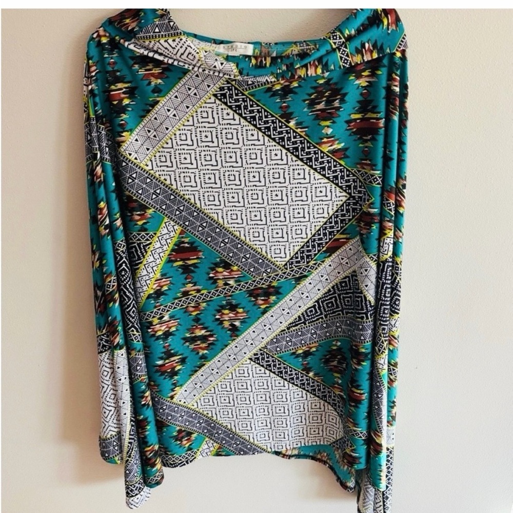 Women’s Teal Geo Print Asymmetrical Skirt
